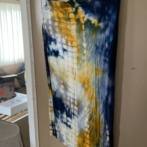 Skirt - Picture 6 of 6